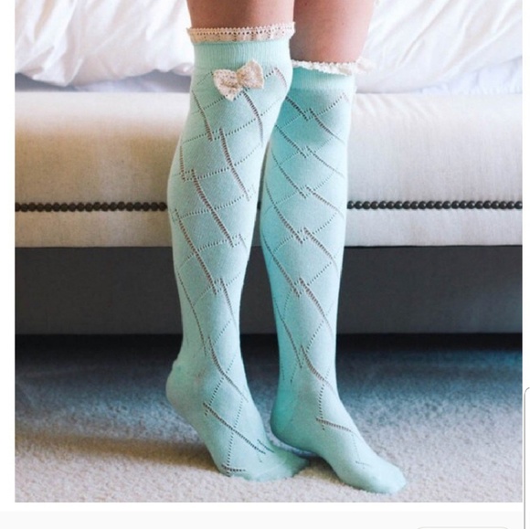 Thigh high crochet socks / leg warmers - Picture 3 of 5